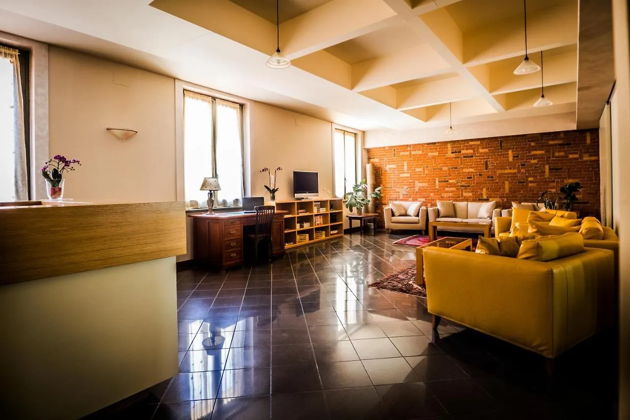 Al Vecchio Palazzo Ξενοδοχείο Casto